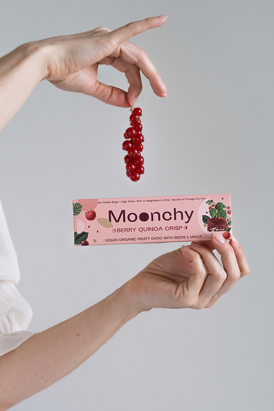 Moonchy Berry Quinoa Crisp (8 Bars)